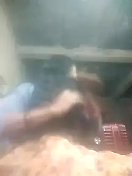 Snapshot of Loomaraj chatting on February 17, 12:56 pm Loomaraj online show from February 17, 12:56 pm