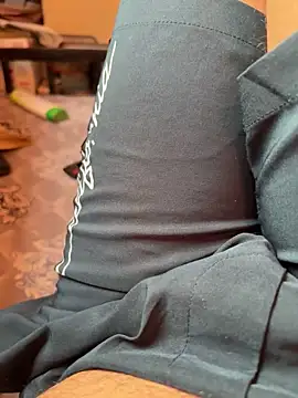 Snapshot of sexy_nisu chatting on February 24, 12:25 pm sexy nisu online show from February 24, 12:25 pm