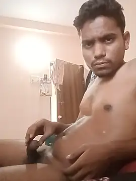 Snapshot of maharashtra_boy_mh19 chatting on May 17, 4:43 am maharashtra boy mh19 online show from May 17, 4:43 am