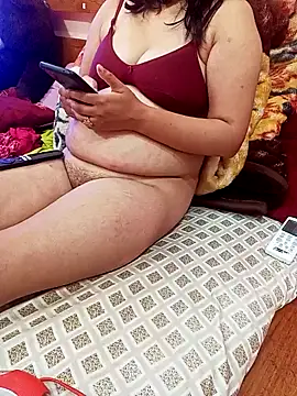 Snapshot of princess_model chatting on April 20, 2:42 pm princess model online show from April 20, 2:42 pm