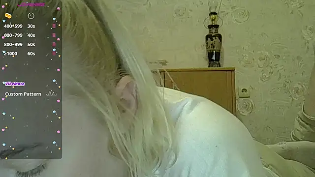 CurvyWild Lady30 online show from March 6, 6:59 pm