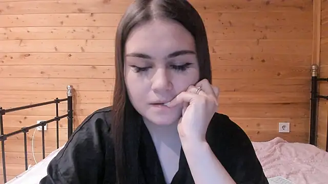 Snapshot of shanti_fo chatting on February 12, 2:56 pm shanti fo online show from February 12, 2:56 pm