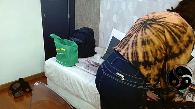 lincebdsm online show from November 29, 3:04 pm