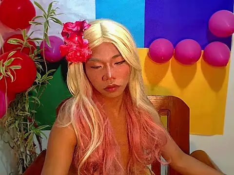 Snapshot of shopiaxox1 chatting on February 18, 1:01 am shopiaxox1 online show from February 18, 1:01 am