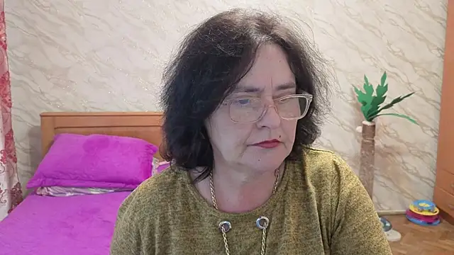 xMaryxAnne online show from May 24, 5:18 pm