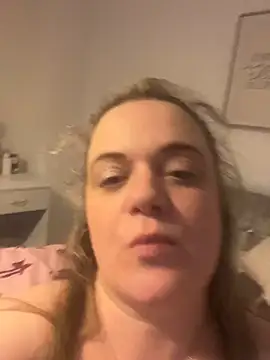 Piper Milf 36 online show from March 9, 4:22 pm