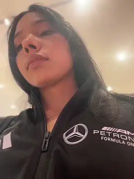 jadelaurent online show from March 29, 9:26 pm