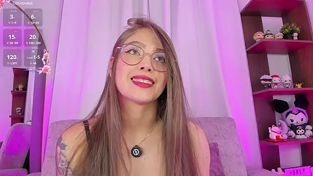 Snapshot of Anny1_ chatting on May 8, 12:05 am Anny1 online show from May 8, 12:05 am