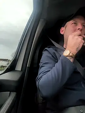 dave32000 online show from February 20, 9:54 am