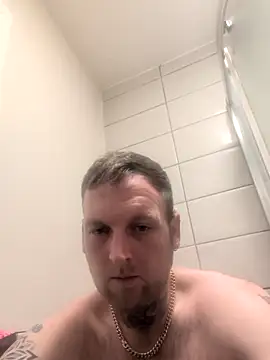 dave32000 online show from February 23, 11:13 pm