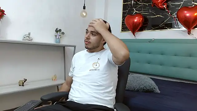 Trevor Ash online show from February 14, 3:14 am