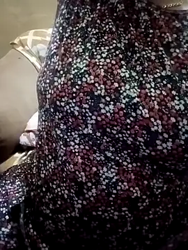 Snapshot of Simran_008 chatting on March 14, 1:12 am Simran 008 online show from March 14, 1:12 am