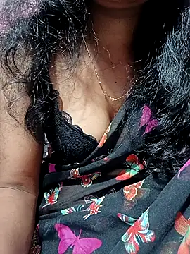 manu sexy  online show from March 12, 11:00 pm