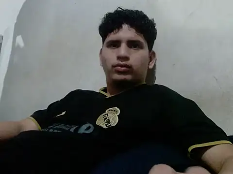 Snapshot of Rodri1k chatting on February 20, 5:15 am Rodri1k online show from February 20, 5:15 am