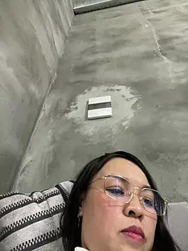 Snapshot of Strawberry-wet chatting on February 15, 4:25 pm Strawberry-wet online show from February 15, 4:25 pm