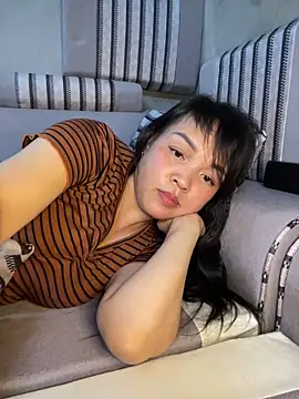 Snapshot of Strawberry-wet chatting on March 1, 12:51 pm Strawberry-wet online show from March 1, 12:51 pm