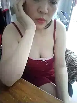Snapshot of Strawberry-wet chatting on April 25, 5:43 am Strawberry-wet online show from April 25, 5:43 am
