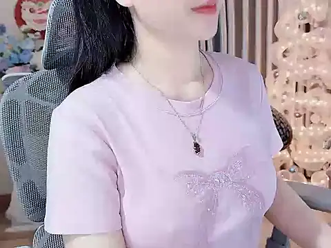 Snapshot of Agnelyn___ chatting on April 1, 2:58 pm Agnelyn online show from April 1, 2:58 pm