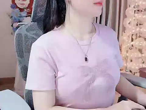 Snapshot of Agnelyn___ chatting on April 10, 3:06 pm Agnelyn online show from April 10, 3:06 pm