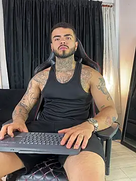 Benjii Carter1 online show from March 5, 3:02 am