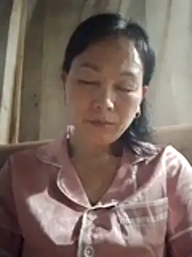 Snapshot of Kiss_love2 chatting on July 5, 8:49 pm Kiss love2 online show from July 5, 8:49 pm