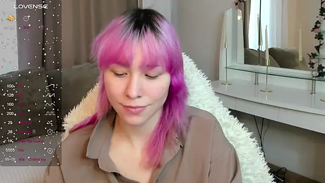 EmilyTrase online show from May 27, 1:13 am