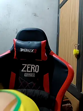 Snapshot of Aly_live chatting on February 19, 3:19 pm Aly live online show from February 19, 3:19 pm