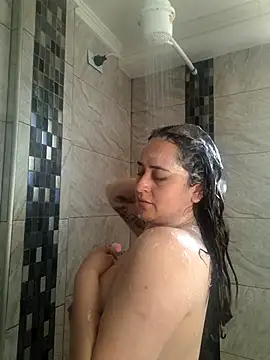 Jheriiz 1 online show from February 12, 9:21 pm