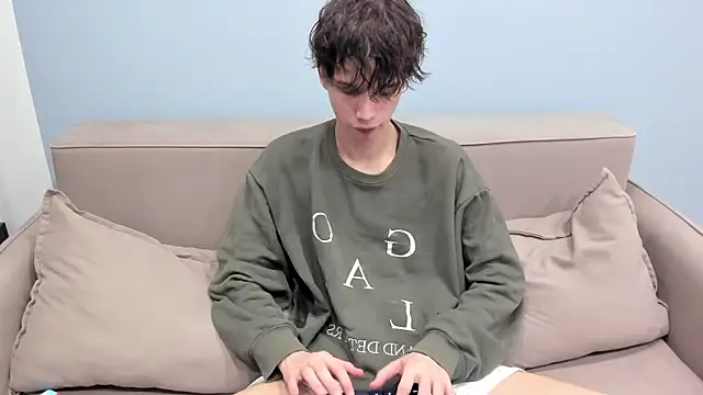 Ur NextDoor Boy online show from February 16, 7:54 pm