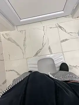 fenasixx online show from March 3, 9:15 am