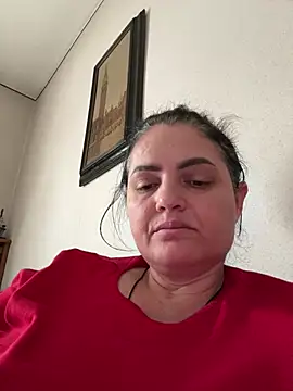 Snapshot of Sony28v chatting on March 6, 6:32 am Sony28v online show from March 6, 6:32 am