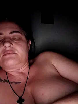 Snapshot of Sony28v chatting on March 9, 8:02 pm Sony28v online show from March 9, 8:02 pm