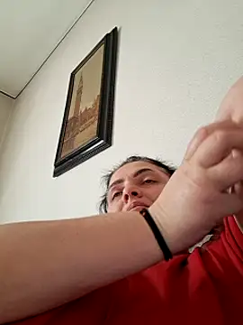 Snapshot of Sony28v chatting on March 10, 8:08 am Sony28v online show from March 10, 8:08 am