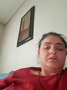 Snapshot of Sony28v chatting on March 12, 6:41 am Sony28v online show from March 12, 6:41 am