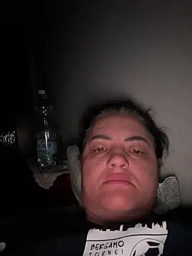 Snapshot of Sony28v chatting on March 15, 3:12 am Sony28v online show from March 15, 3:12 am