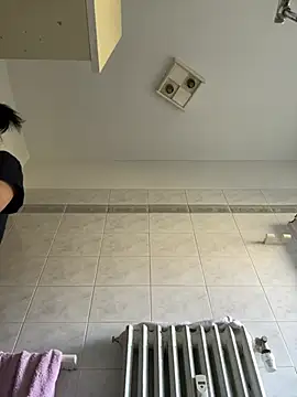 Snapshot of Sony28v chatting on March 23, 8:18 am Sony28v online show from March 23, 8:18 am