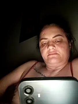 Snapshot of Sony28v chatting on March 24, 8:58 pm Sony28v online show from March 24, 8:58 pm