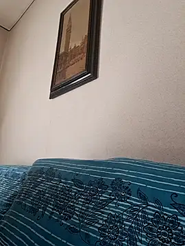 Snapshot of Sony28v chatting on March 25, 9:04 am Sony28v online show from March 25, 9:04 am