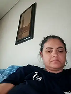 Snapshot of Sony28v chatting on April 9, 6:02 am Sony28v online show from April 9, 6:02 am