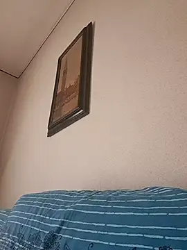 Snapshot of Sony28v chatting on April 14, 7:14 am Sony28v online show from April 14, 7:14 am