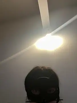 Snapshot of Mis-Elisa96 chatting on March 2, 5:20 pm Mis-Elisa96 online show from March 2, 5:20 pm