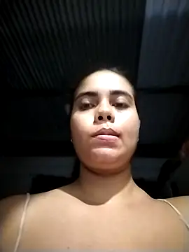 emily prettygirl online show from March 4, 2:28 am