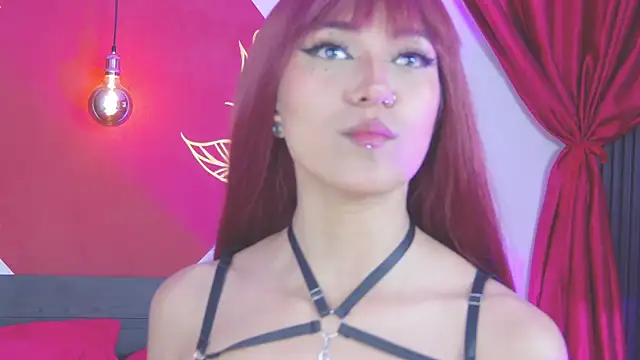 katie rougee  online show from March 26, 8:25 pm