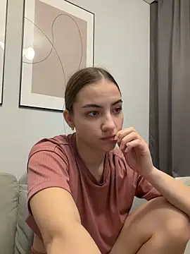  Patricia P online show from April 14, 4:46 pm