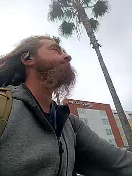 exhibitionistmale online show from March 23, 3:49 pm