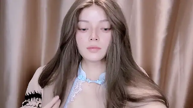 Snapshot of audience114 chatting on February 20, 12:05 pm audience114 online show from February 20, 12:05 pm