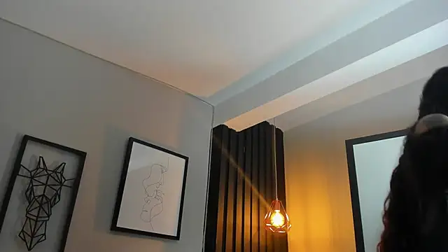 Lanadelrey 1 online show from April 12, 12:10 pm