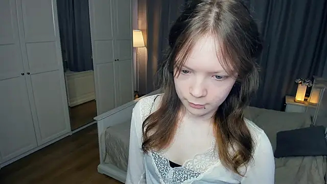 LavenderMitten online show from March 2, 7:15 am