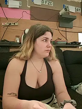 Dulcexpecado online show from April 10, 1:27 pm