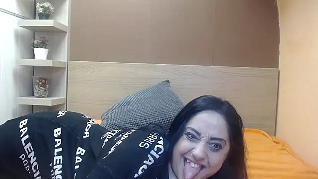 PinkyTwerkyX online show from February 9, 4:36 am